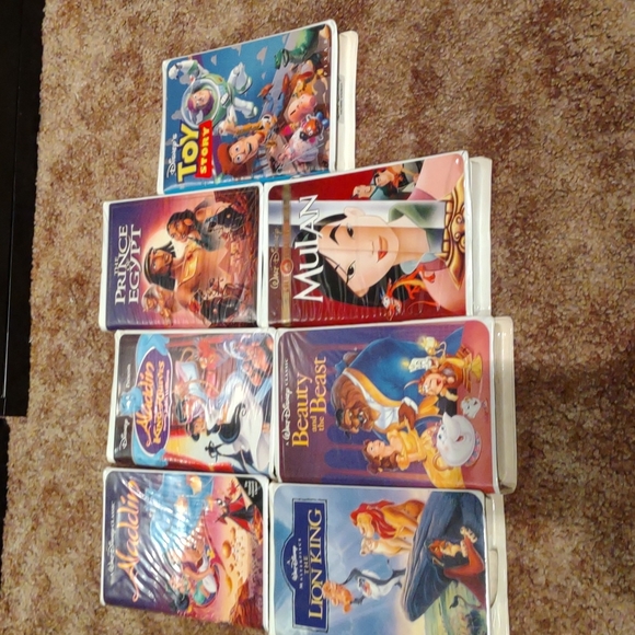 Walt Disney's Vhs - Picture 2 of 4